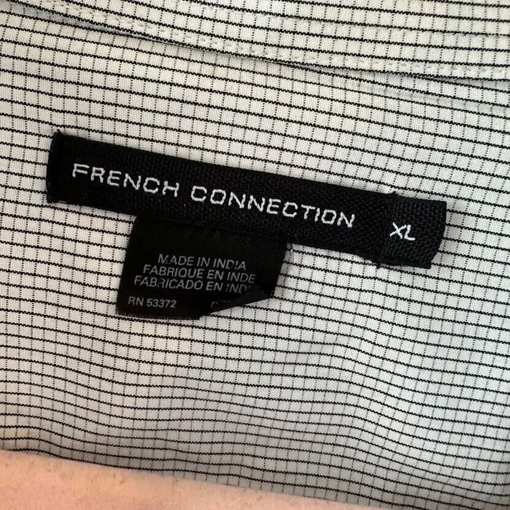 French Connection Button Up Shirt Mens XL White Short Sleeve Cotton Pockets - Picture 2 of 7